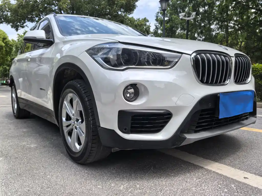 BMW X1 2017 — фото 3