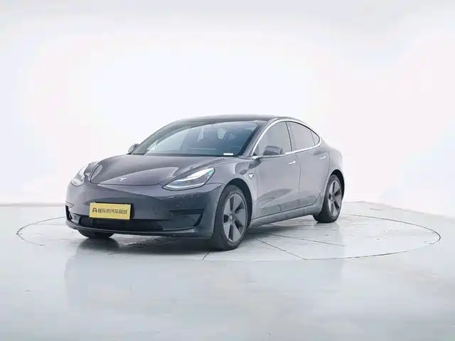 Tesla Model 3 2020 — фото 1