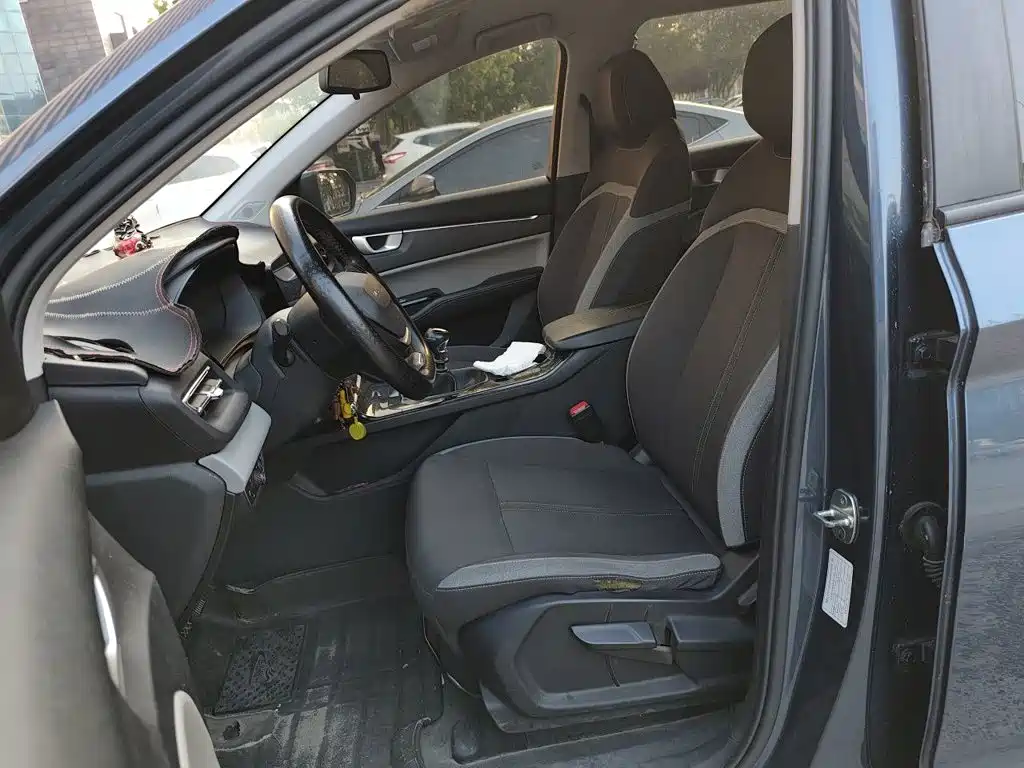 Wuling Victory 2021 — фото 8
