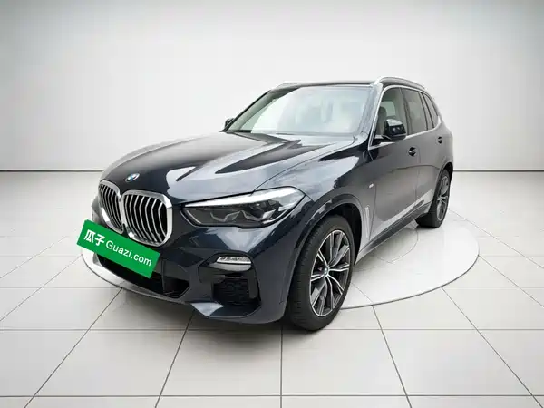 BMW X5 2021