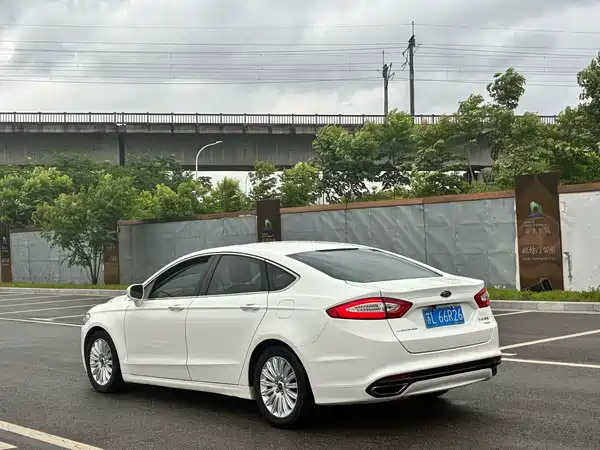 Ford Mondeo 2014