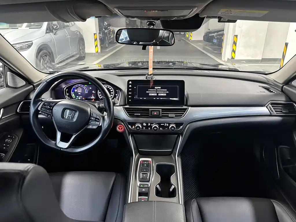 Honda Accord 2023 — фото 19