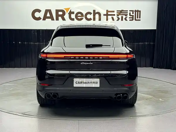 Porsche Cayenne 2024
