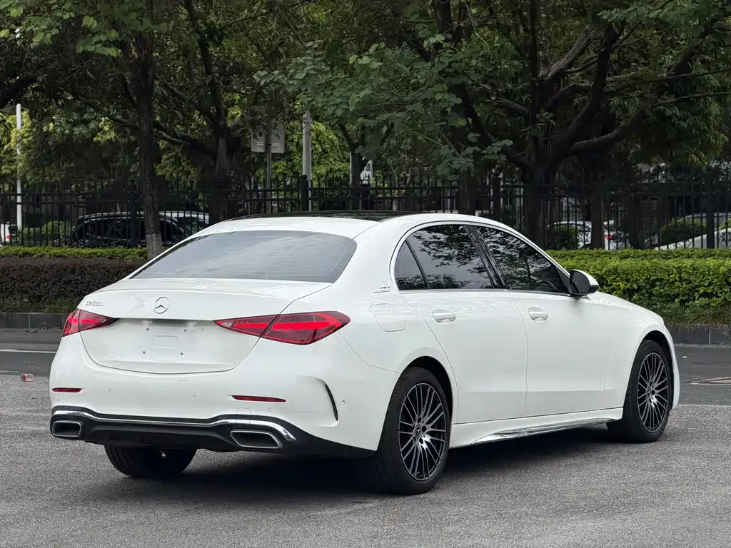 Mercedes-Benz C-Class 2022 — фото 4