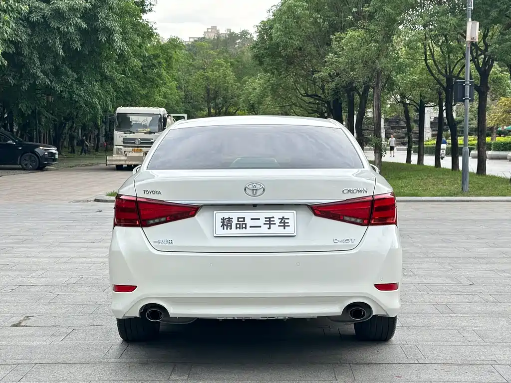 Toyota Crown 2019 — фото 17