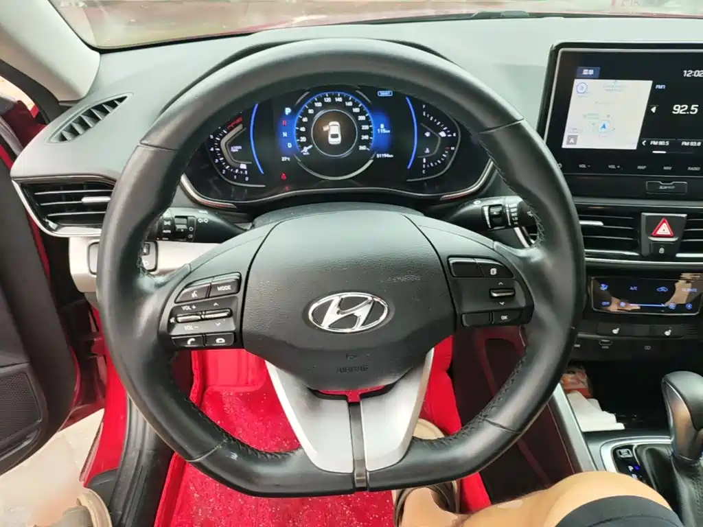 Hyundai Festa 2019 — фото 11