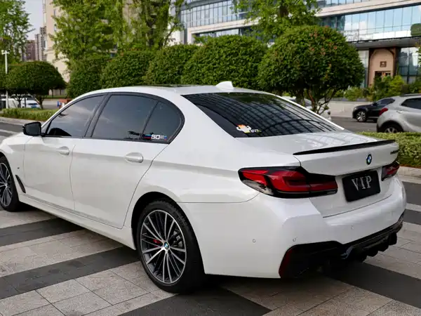 BMW 5 Series 2021