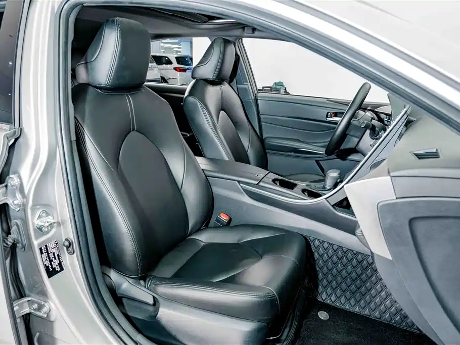 Toyota Avalon 2022 — фото 18