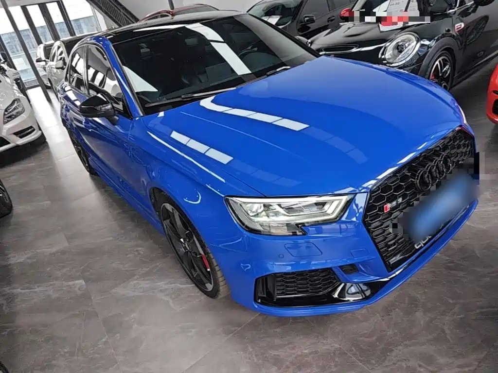 Audi RS 3 2019 — фото 4
