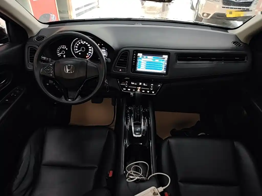 Honda Vezel 2022 — фото 10