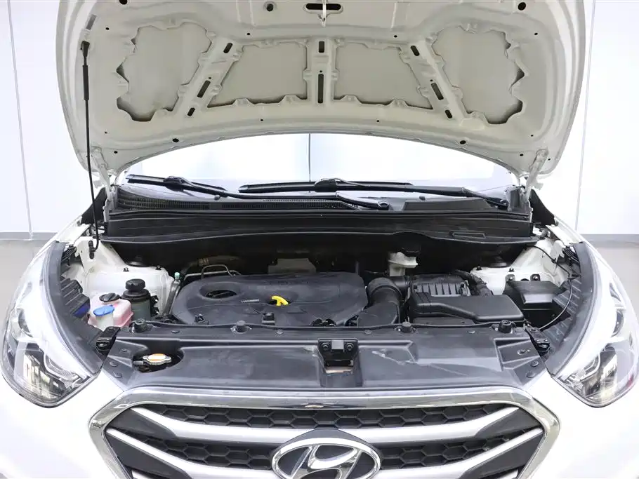 Hyundai ix35 2015 — фото 29
