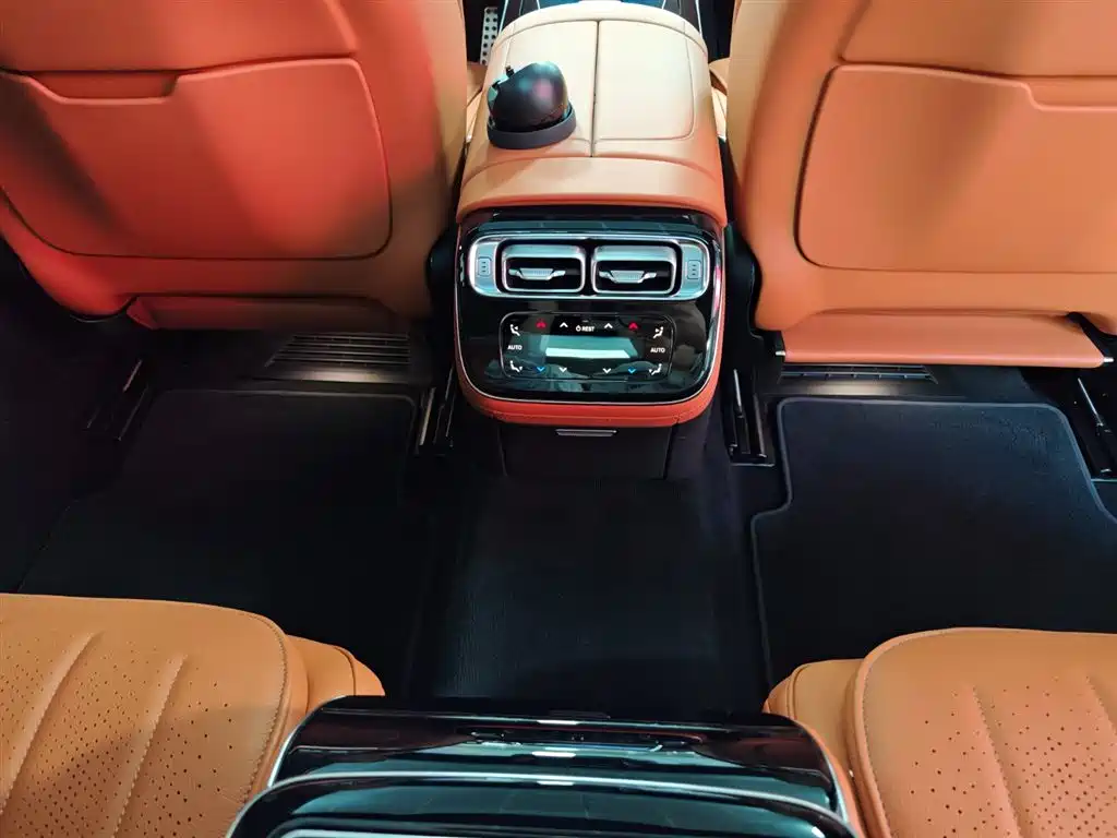 Mercedes-Benz S-Class 2023 — фото 28