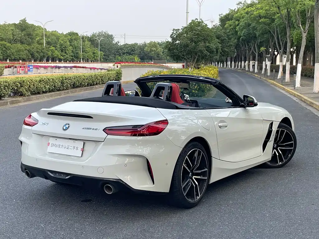 BMW Z4 2022 — фото 7