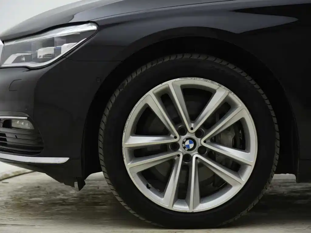 BMW 7 Series 2016 — фото 5