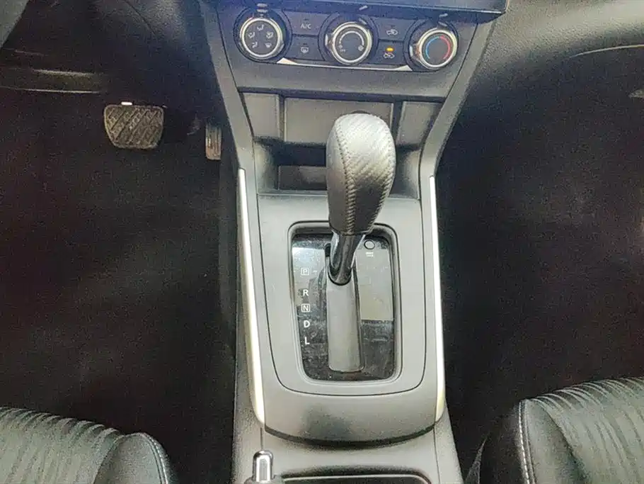 Nissan Sylphy 2025 — фото 16