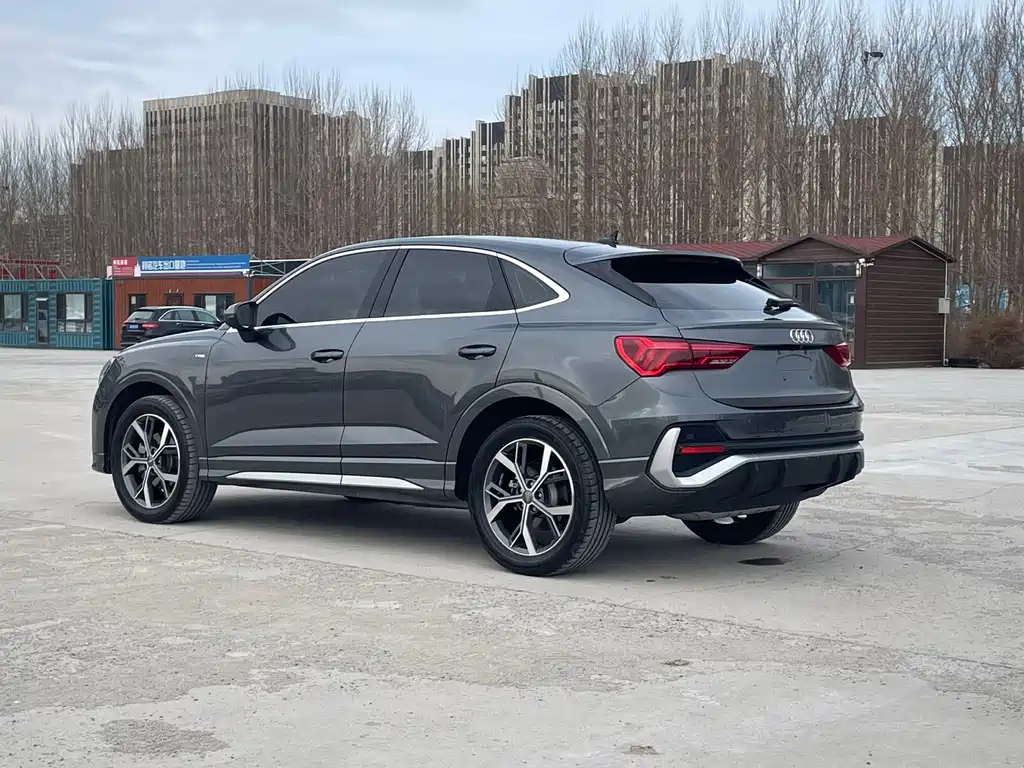 Audi Q3 Sportback 2021 — фото 4
