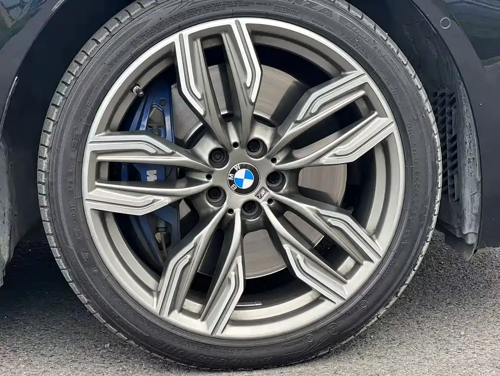 BMW 7 Series 2019 — фото 18