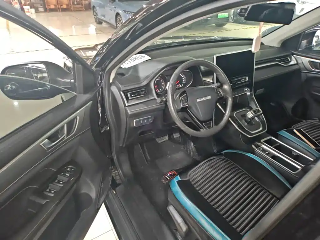 Haval M6 2023 — фото 16