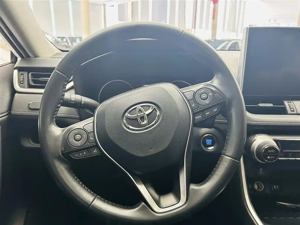 Toyota Wildlander 2021 — фото 15