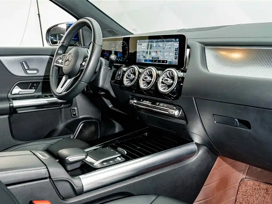 Mercedes-Benz GLA 2020 — фото 17