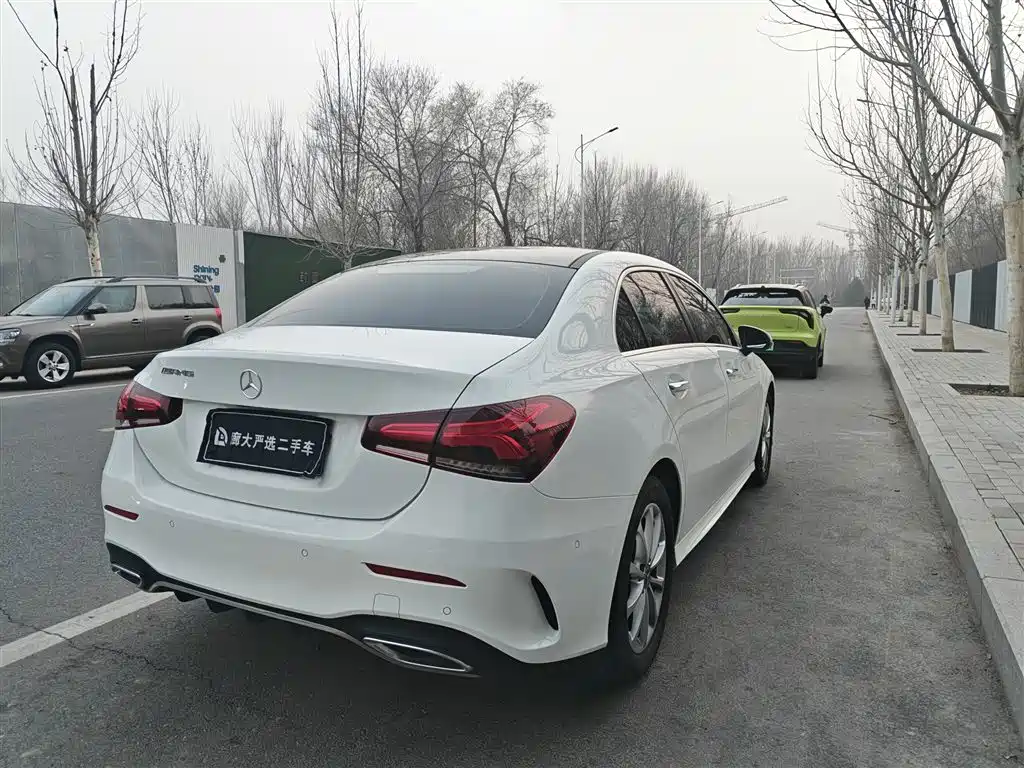 Mercedes-Benz A-Class 2022 — фото 4