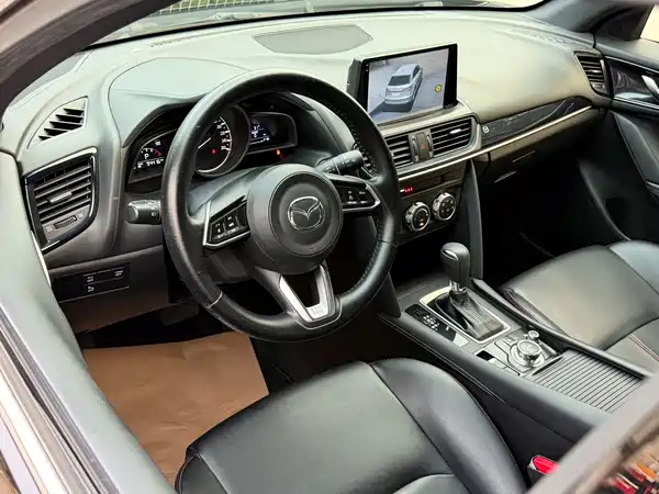 Mazda CX-4 2022