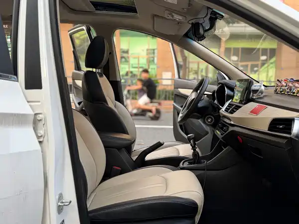 Baojun 360 2019