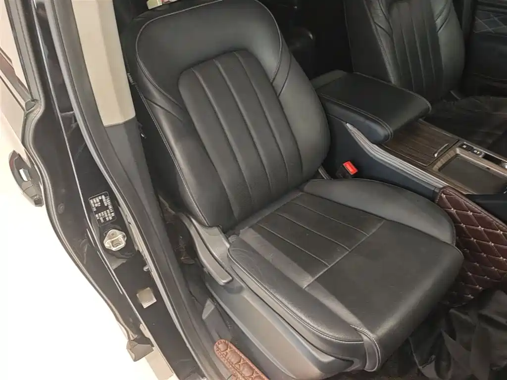 GAC Motor Trumpchi M8 2020 — фото 25