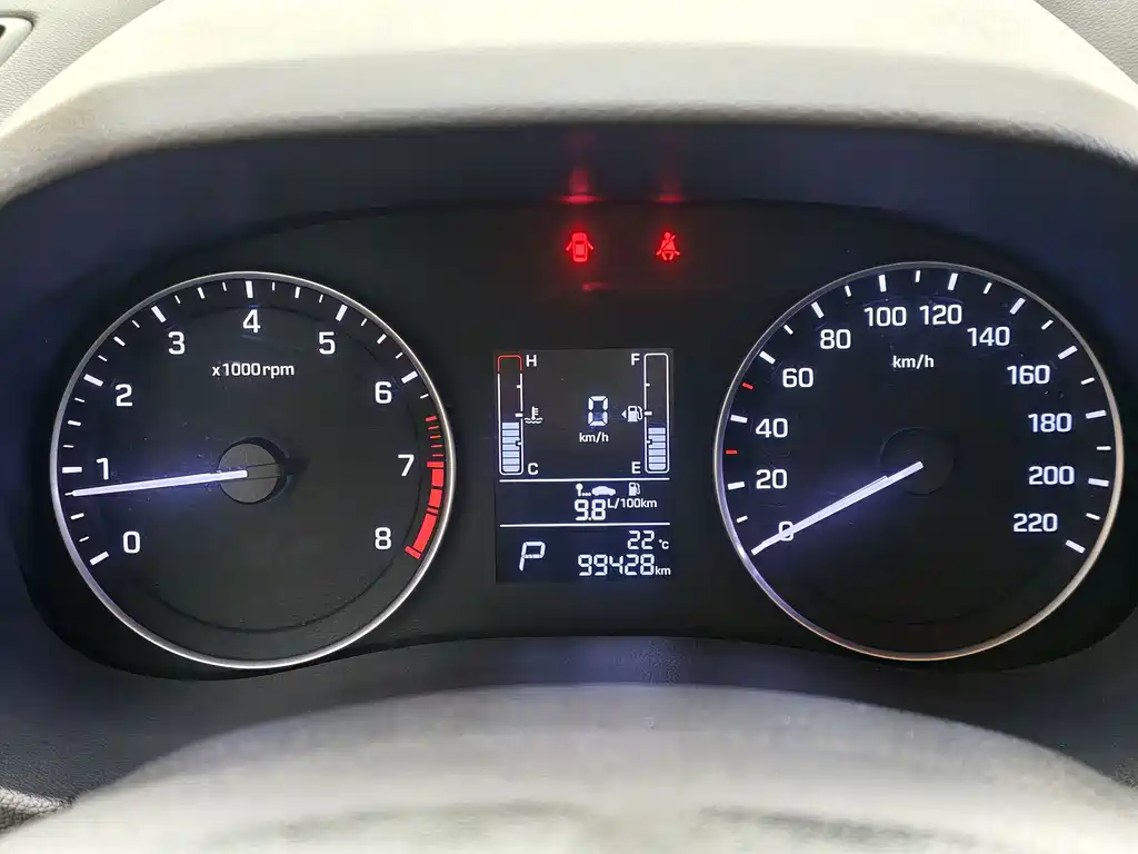 Hyundai ix25 2015 — фото 16