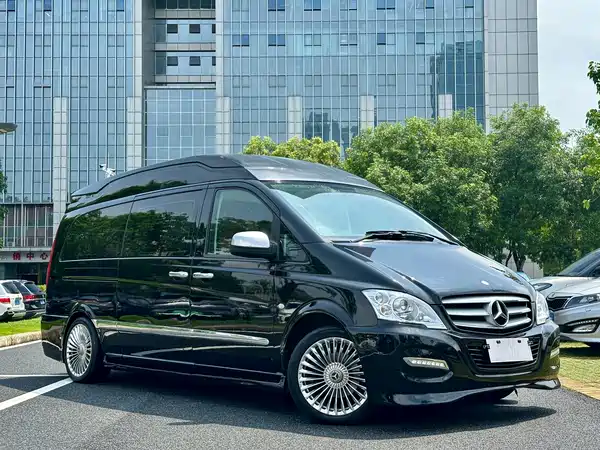 Mercedes-Benz Vito 2013