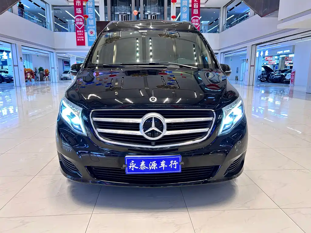 Mercedes-Benz V-Class 2020 — фото 2