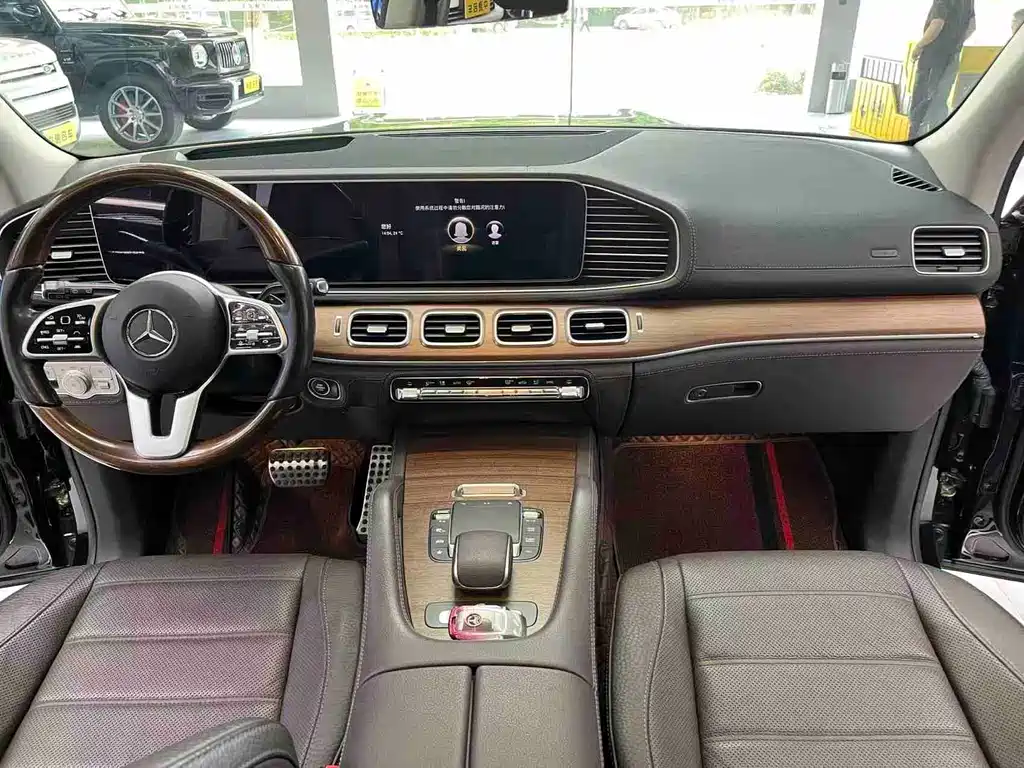 Mercedes-Benz GLS 2021
