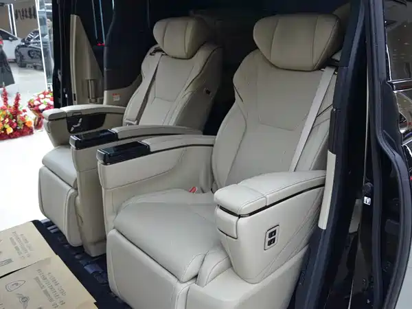 Toyota Vellfire 2025