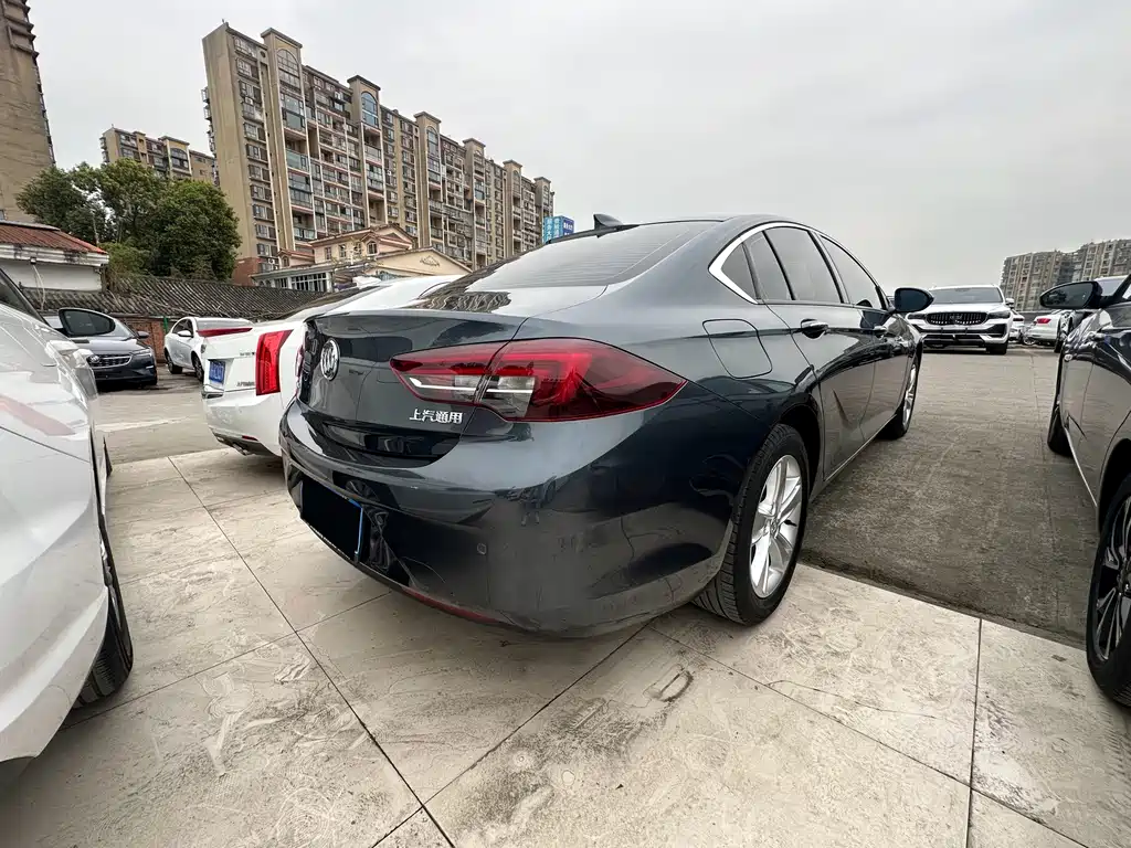 Buick Regal 2020 — фото 15