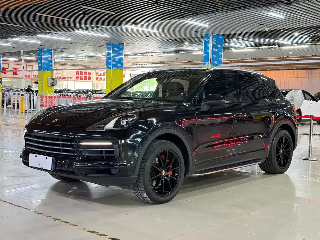 Porsche Cayenne 2019 — фото 2