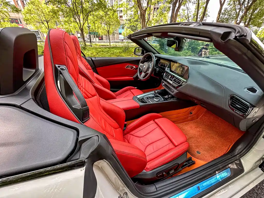 BMW Z4 2023 — фото 10