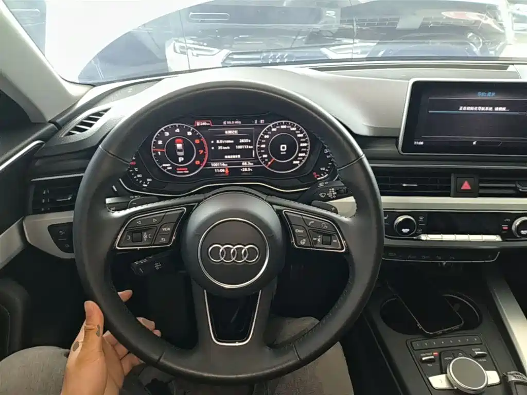 Audi A4L 2020 — фото 10