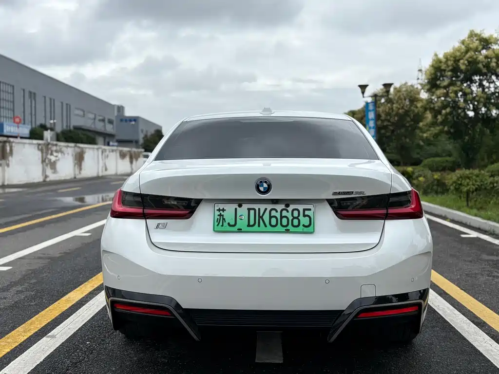 BMW i3 2023 — фото 5