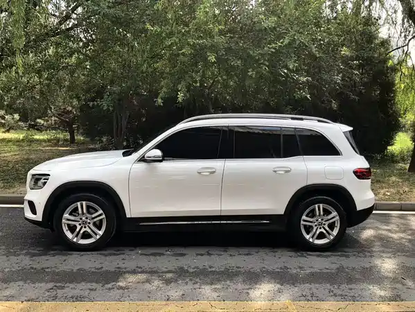 Mercedes-Benz GLB 2020