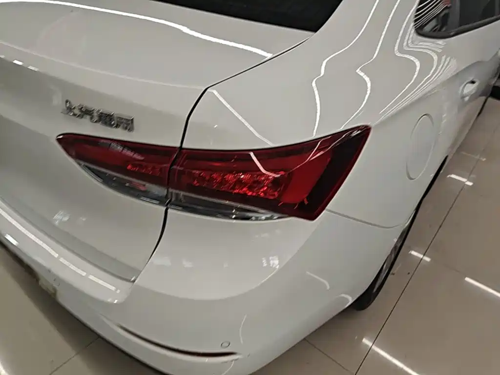 Buick Excelle 2018 — фото 24