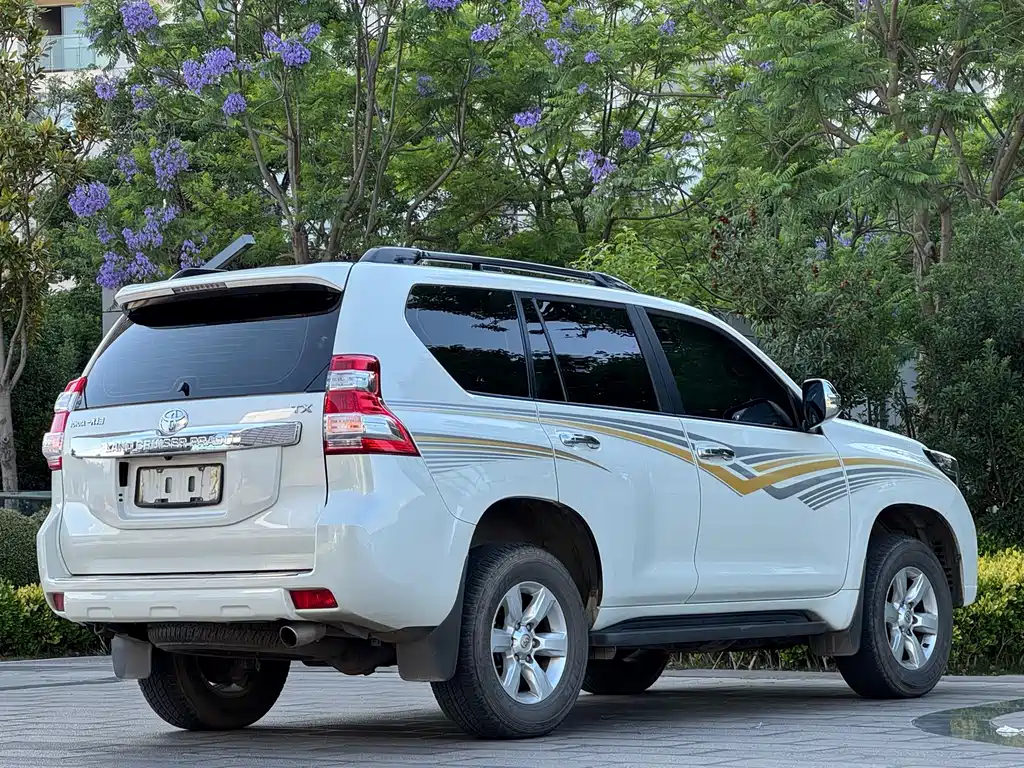 Toyota Prado 2016 — фото 6