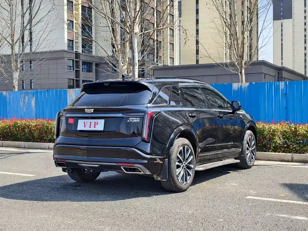 Cadillac XT5 2025 — фото 9