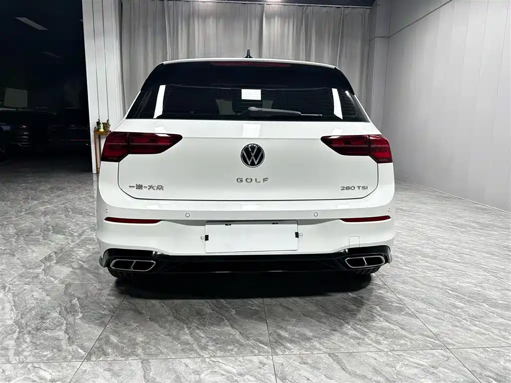 Volkswagen Golf 2022