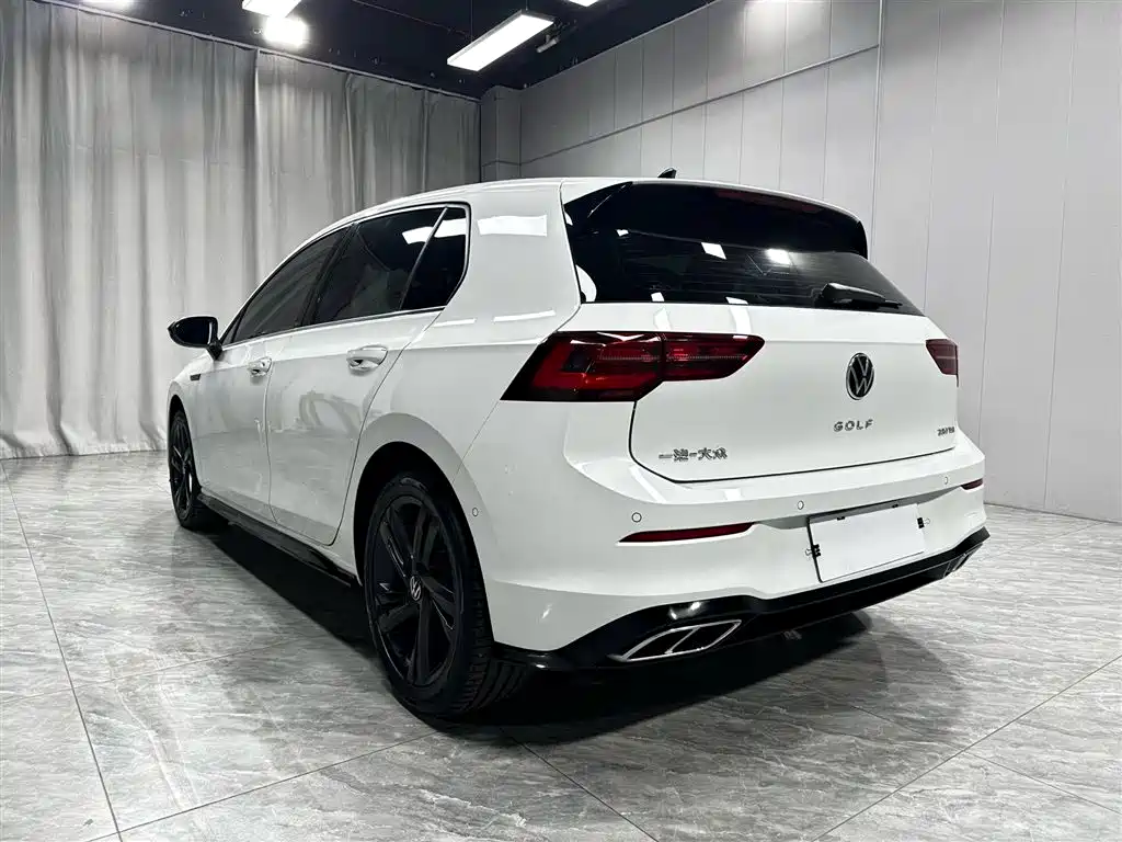 Volkswagen Golf 2022