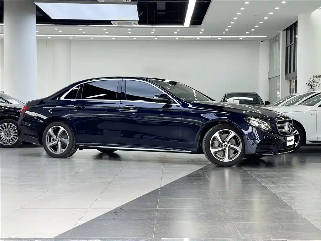 Mercedes-Benz E-Class 2017 — фото 3