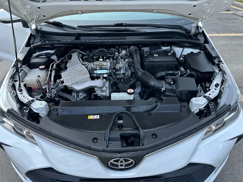 Toyota Corolla 2023 — фото 17