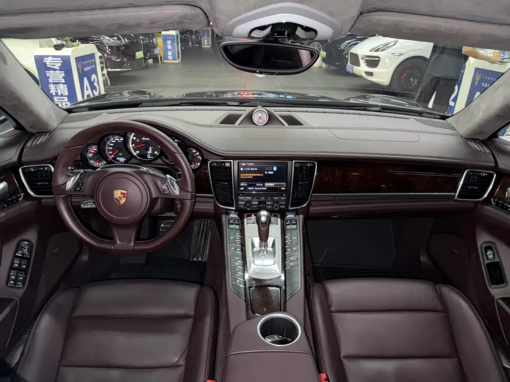 Porsche Panamera 2015 — фото 6