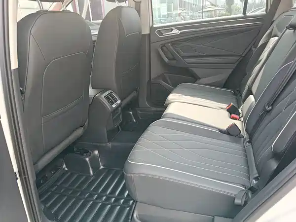 Volkswagen Tiguan L 2025