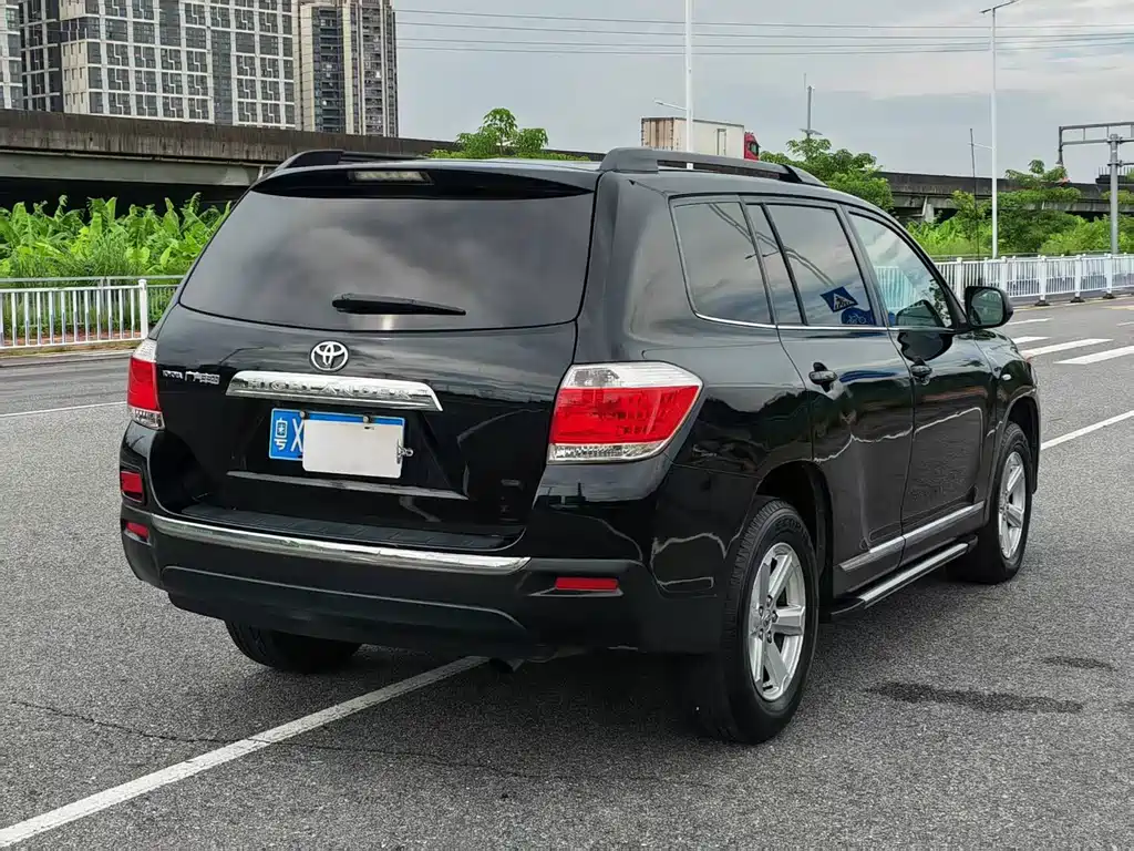 Toyota Highlander 2014
