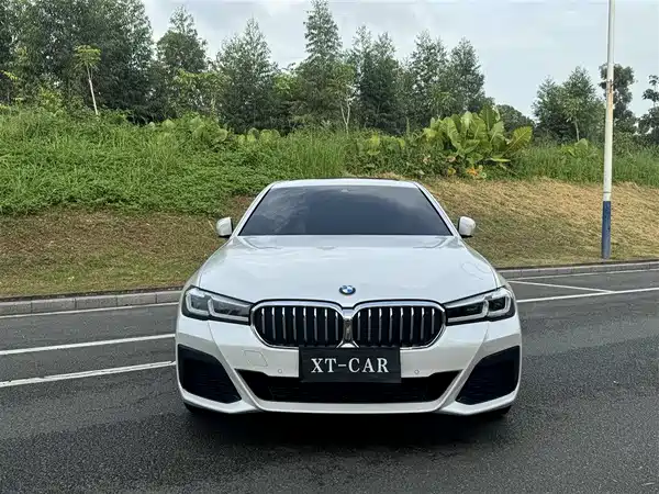 BMW 5 Series 2022